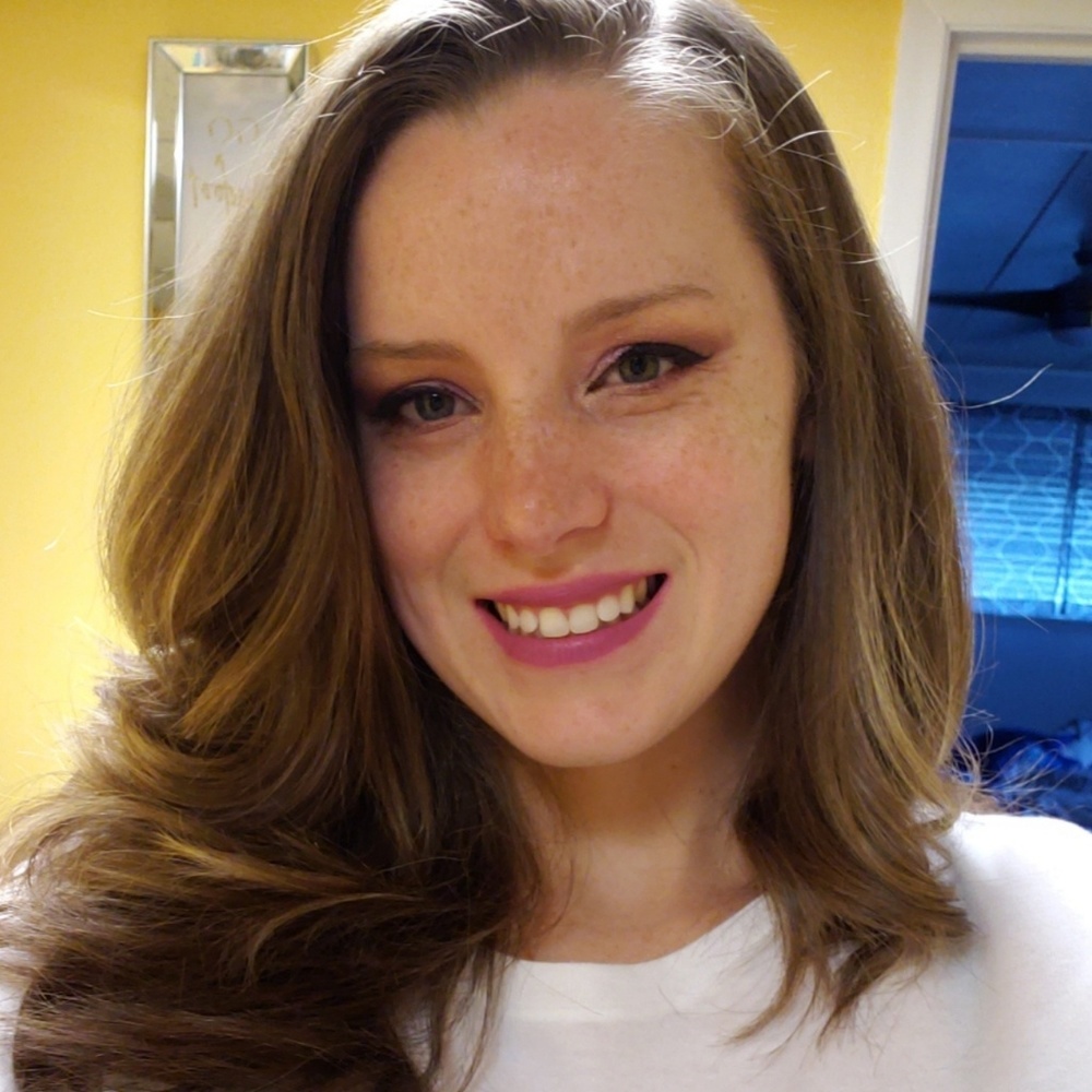 Meet your Posher, Jennifer